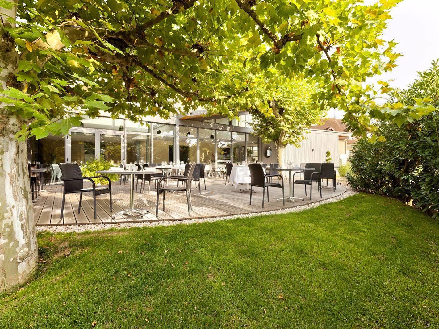 Hostellerie Saint Germain Ngoại thất bức ảnh